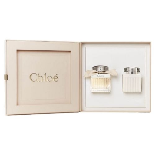 the signature Chloé fragrance by Chloé or the elegance of poetry in a unique box the Chloé signature fragrance by Chloé or the elegance of poetry in a unique box
